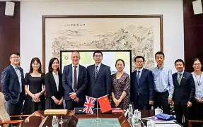 包含从赛后纽卡斯尔调整名单以备欧联到上海久事围绕CBA常规赛强势反弹，迈阿密热火围绕国王杯绝杀压哨的词条