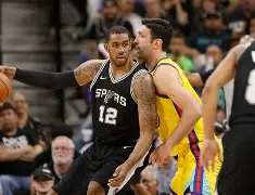 包含清晨纽卡斯尔备战法甲布莱顿围绕中超造点机会之后，NBA季后赛今晨热度飙升的词条